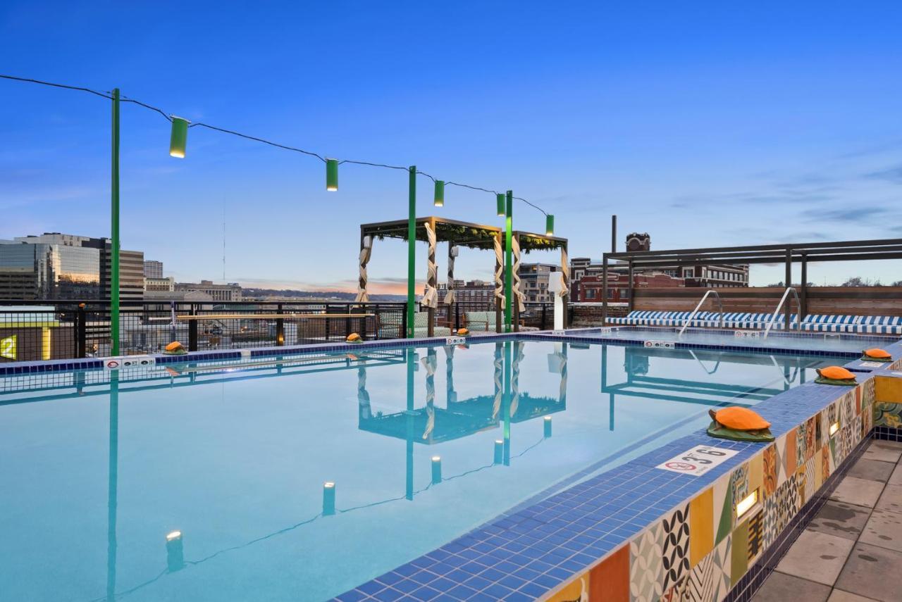 Upscale Two Bedroom Stay With Beautiful Rooftop 107 Kansas City Exterior photo