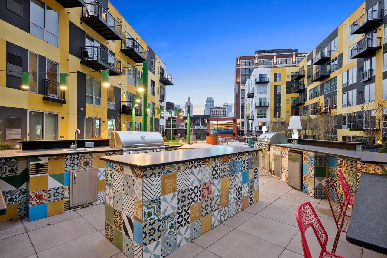 Upscale Two Bedroom Stay With Beautiful Rooftop 107 Kansas City Exterior photo